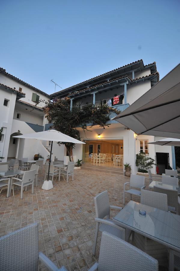 Hotel Ayios Nikitas Bagian luar foto