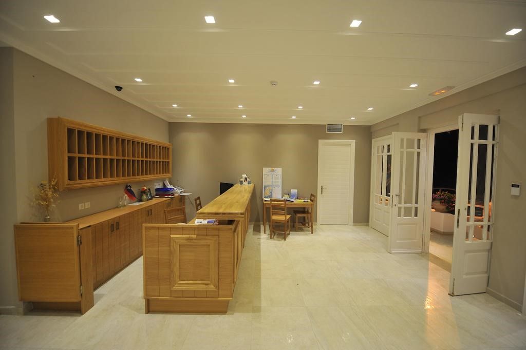Hotel Ayios Nikitas Bagian luar foto