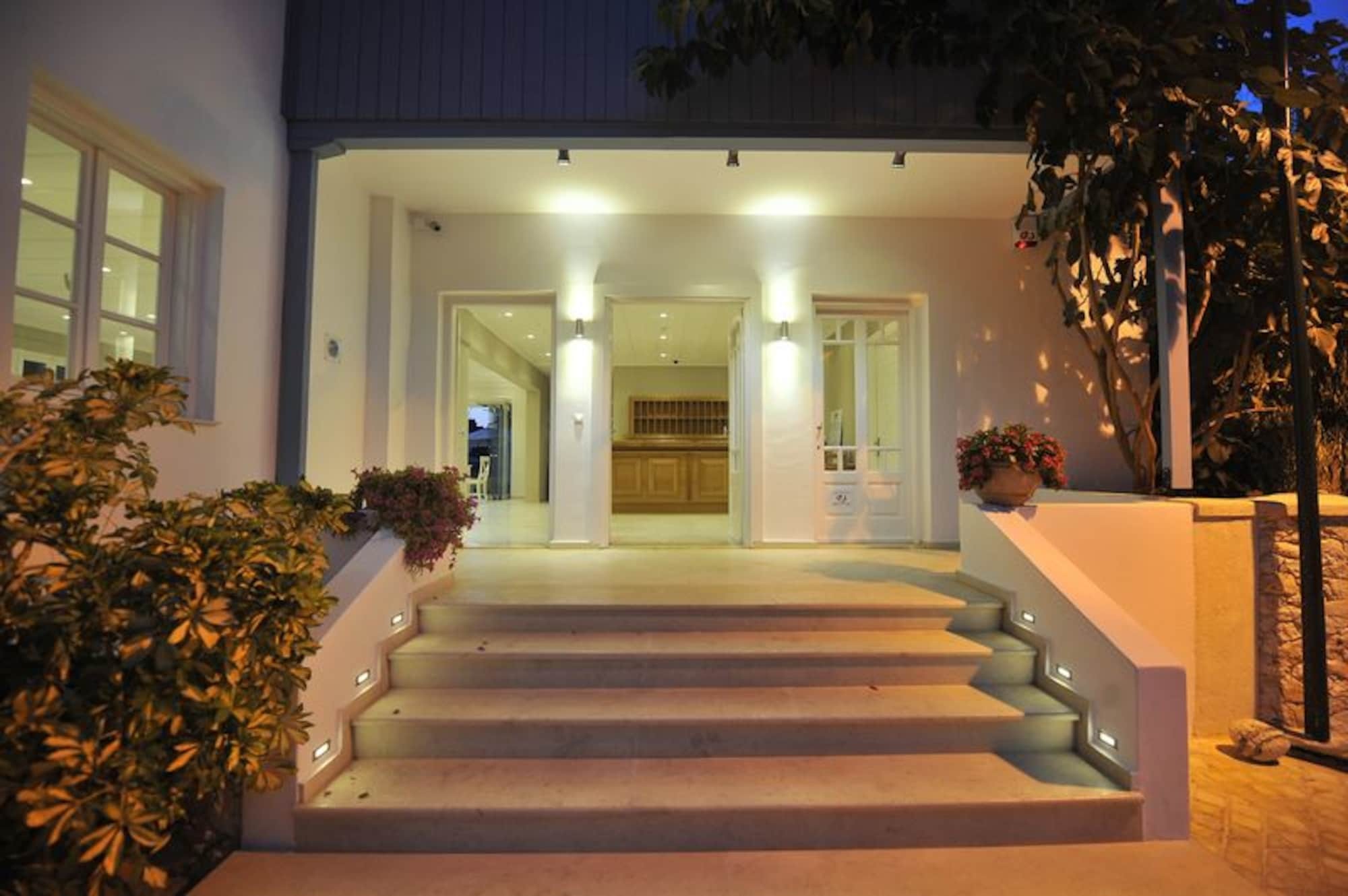 Hotel Ayios Nikitas Bagian luar foto