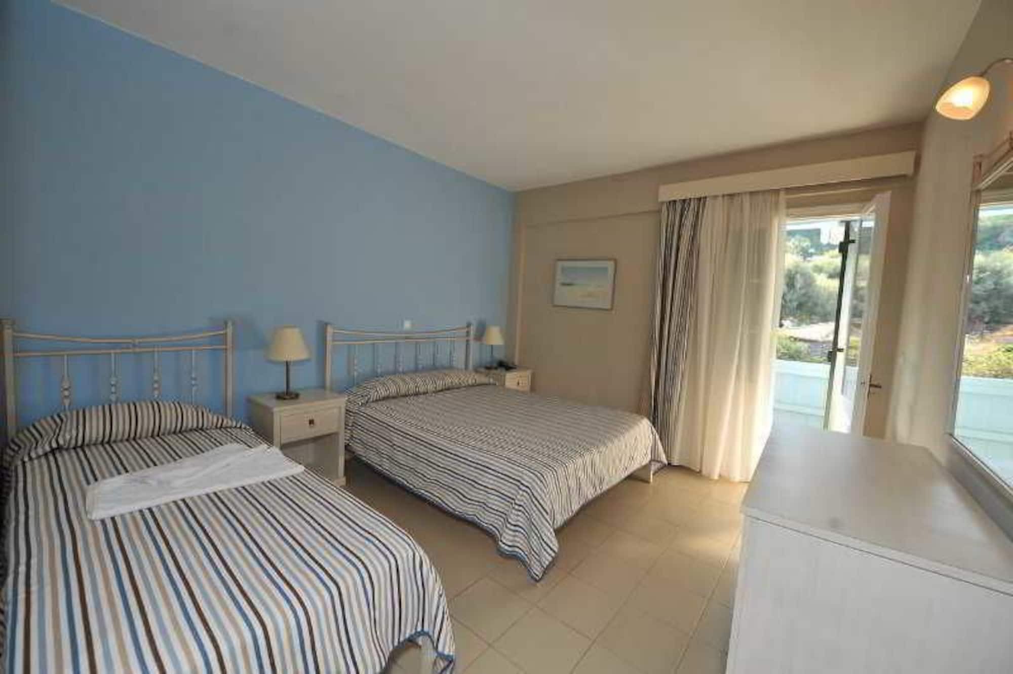 Hotel Ayios Nikitas Bagian luar foto